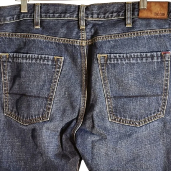 DH3 Slim Tapered Men’s Jeans 38x30 Dark Wash Modern Spring Denim - Picture 4 of 7